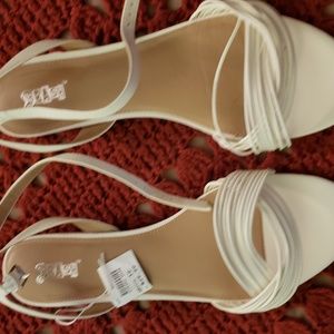 Size 12 Brash white strappy sandals shoes nwt